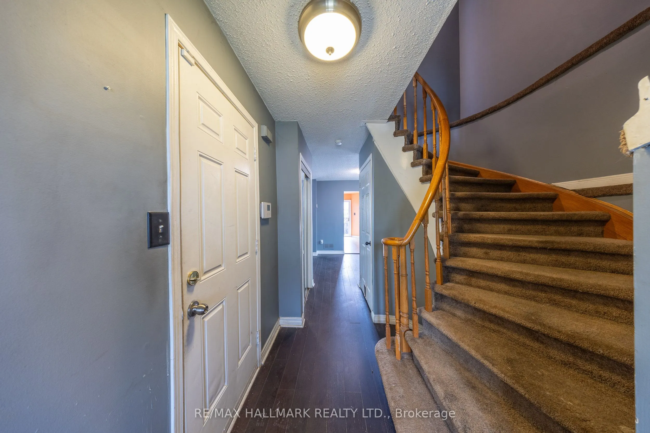 200 Adele Crescent