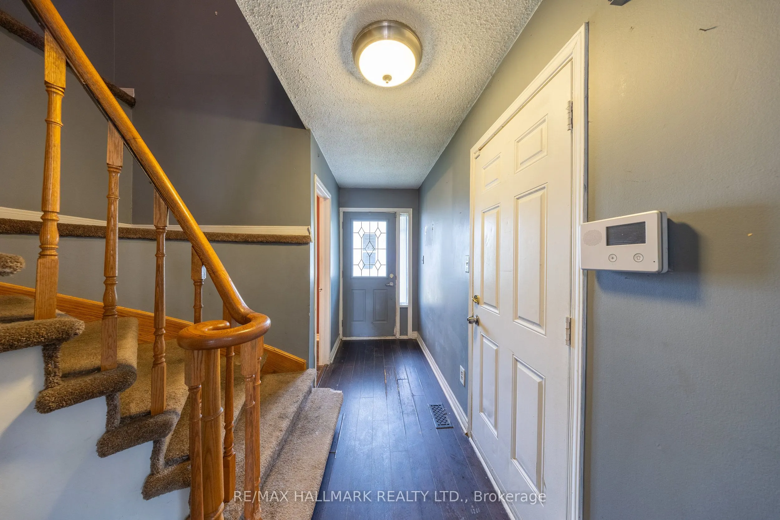 200 Adele Crescent