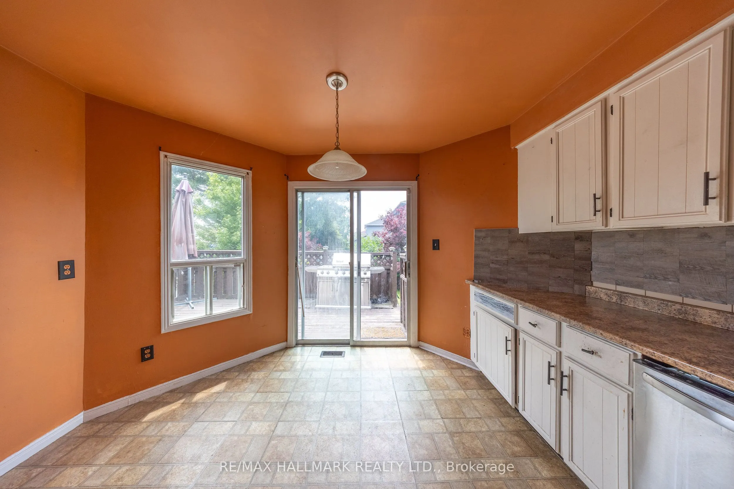 200 Adele Crescent