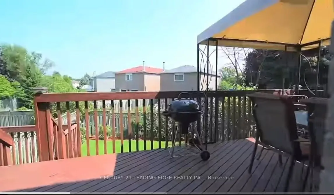 47 Hewitt Crescent E