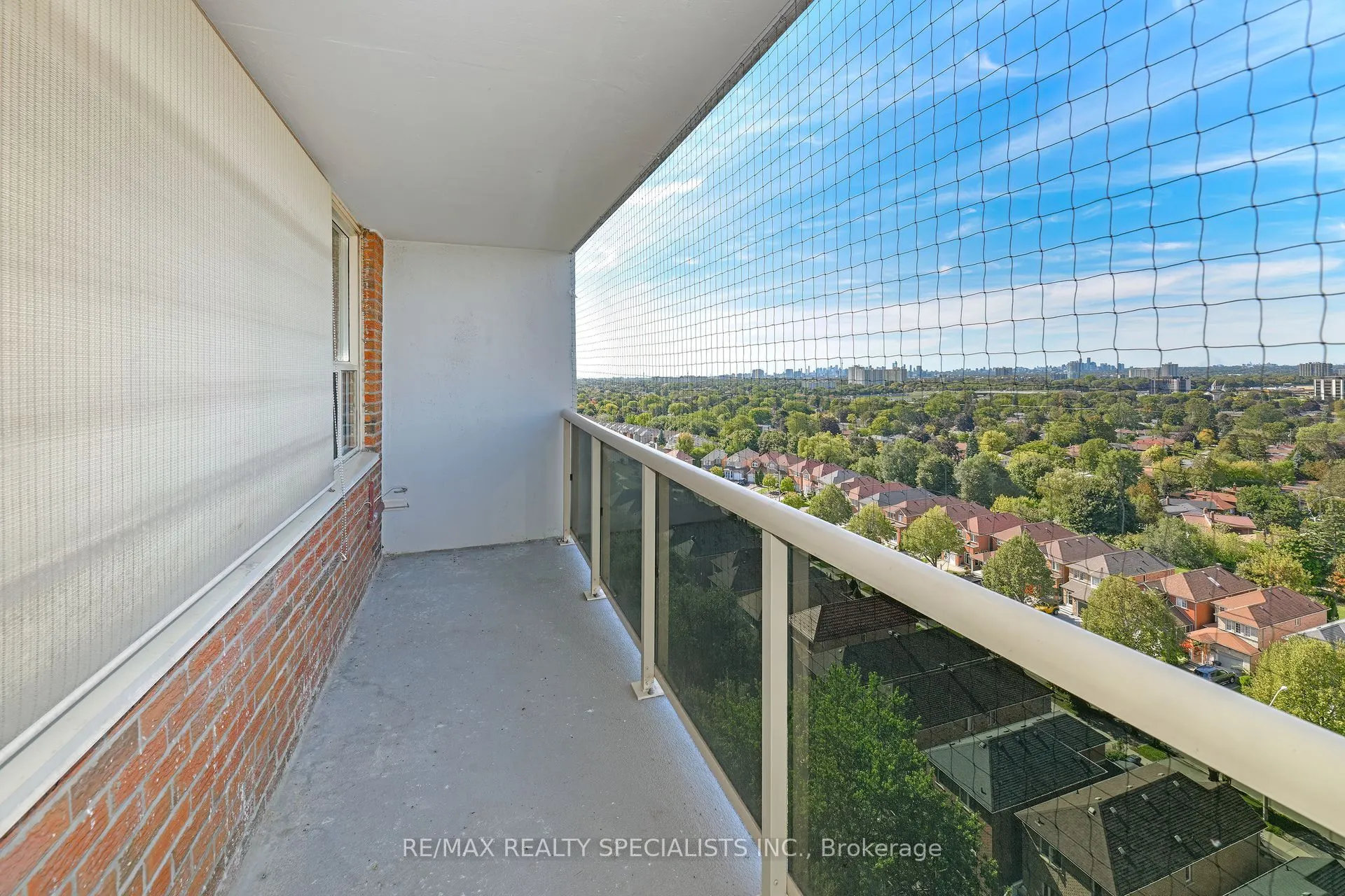 270 Palmdale Drive, #1601