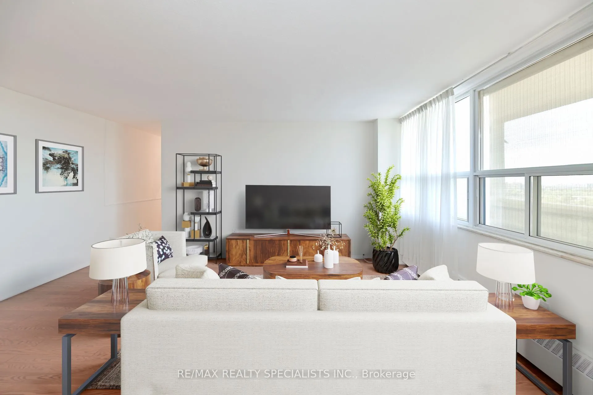 270 Palmdale Drive, #1601