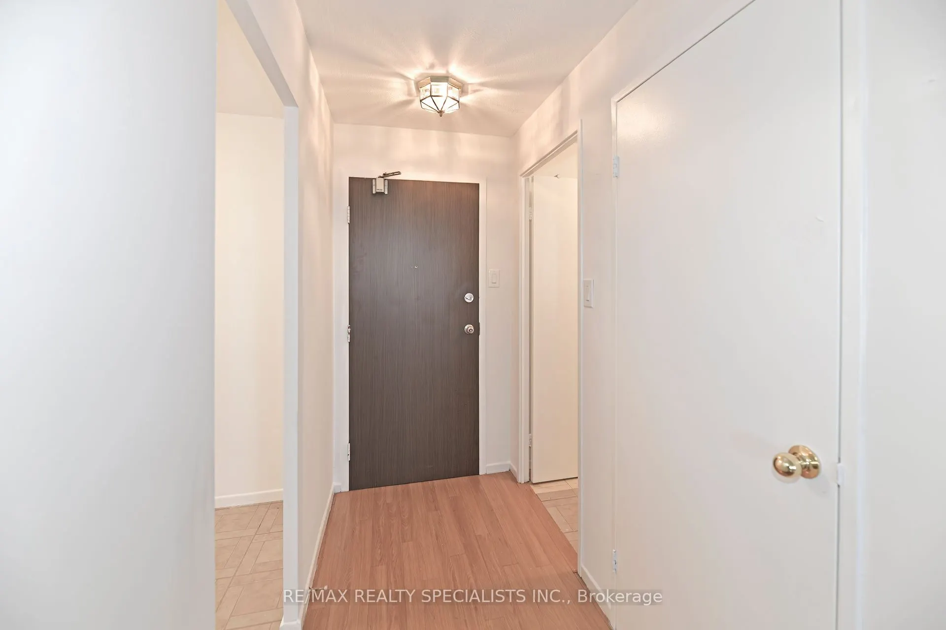 270 Palmdale Drive, #1601