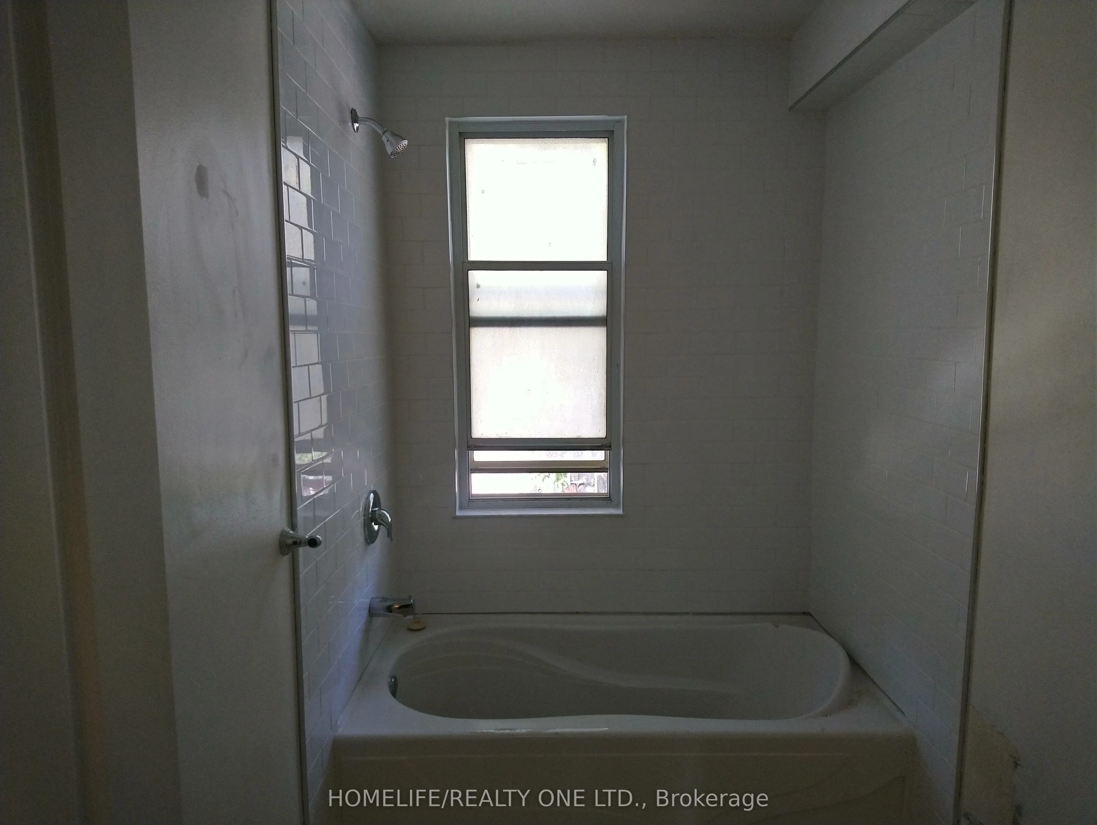 1202 Gerrard Street E, #2