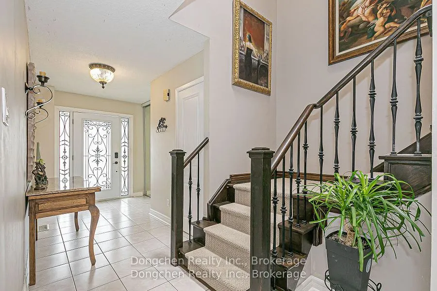 14 Carl Crescent
