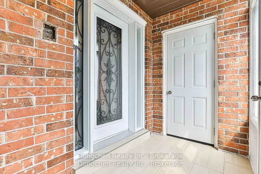 14 Carl Crescent