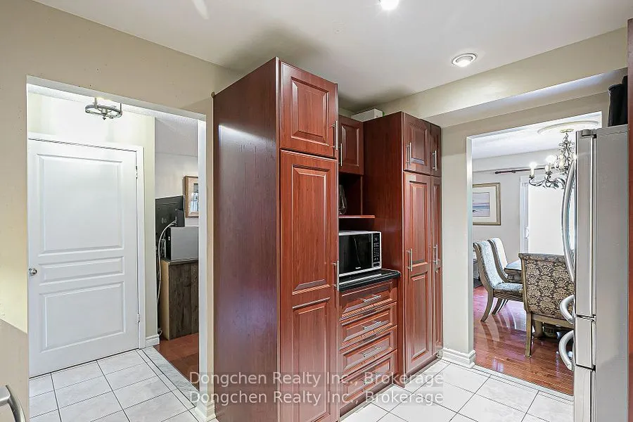14 Carl Crescent