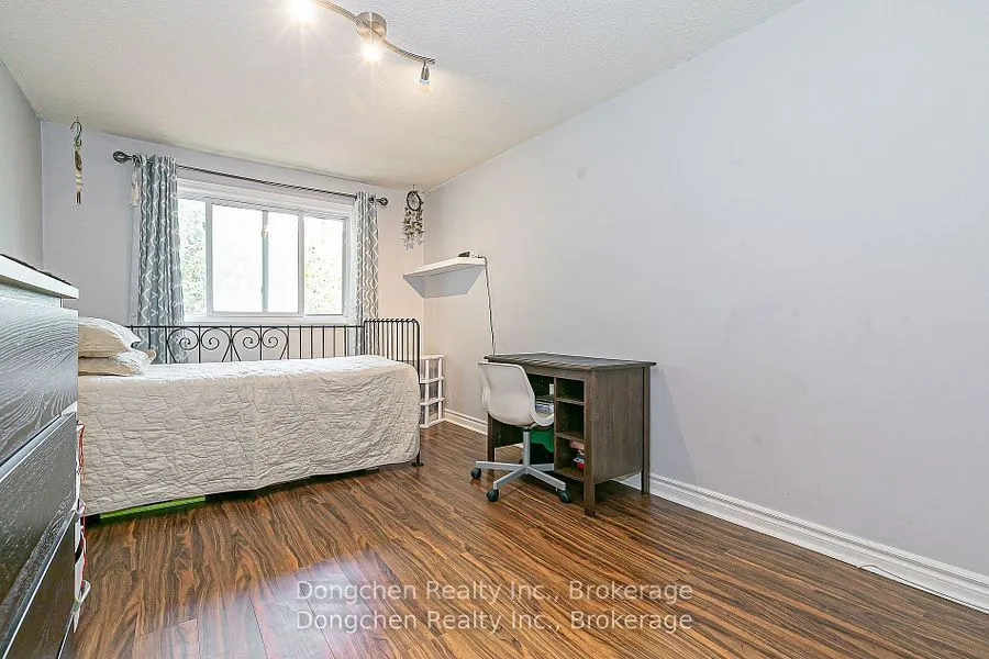 14 Carl Crescent