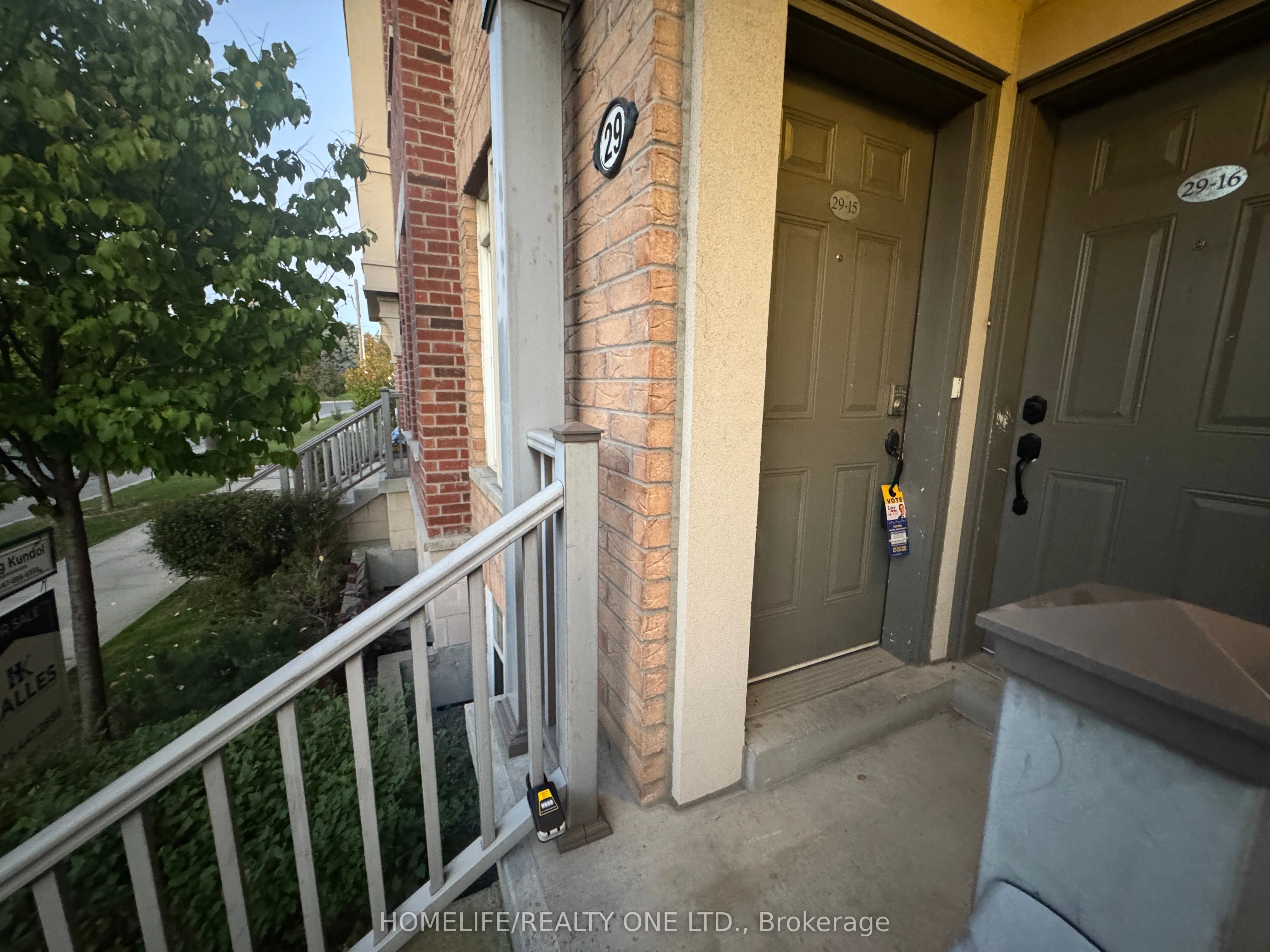 29 Island Road, #15