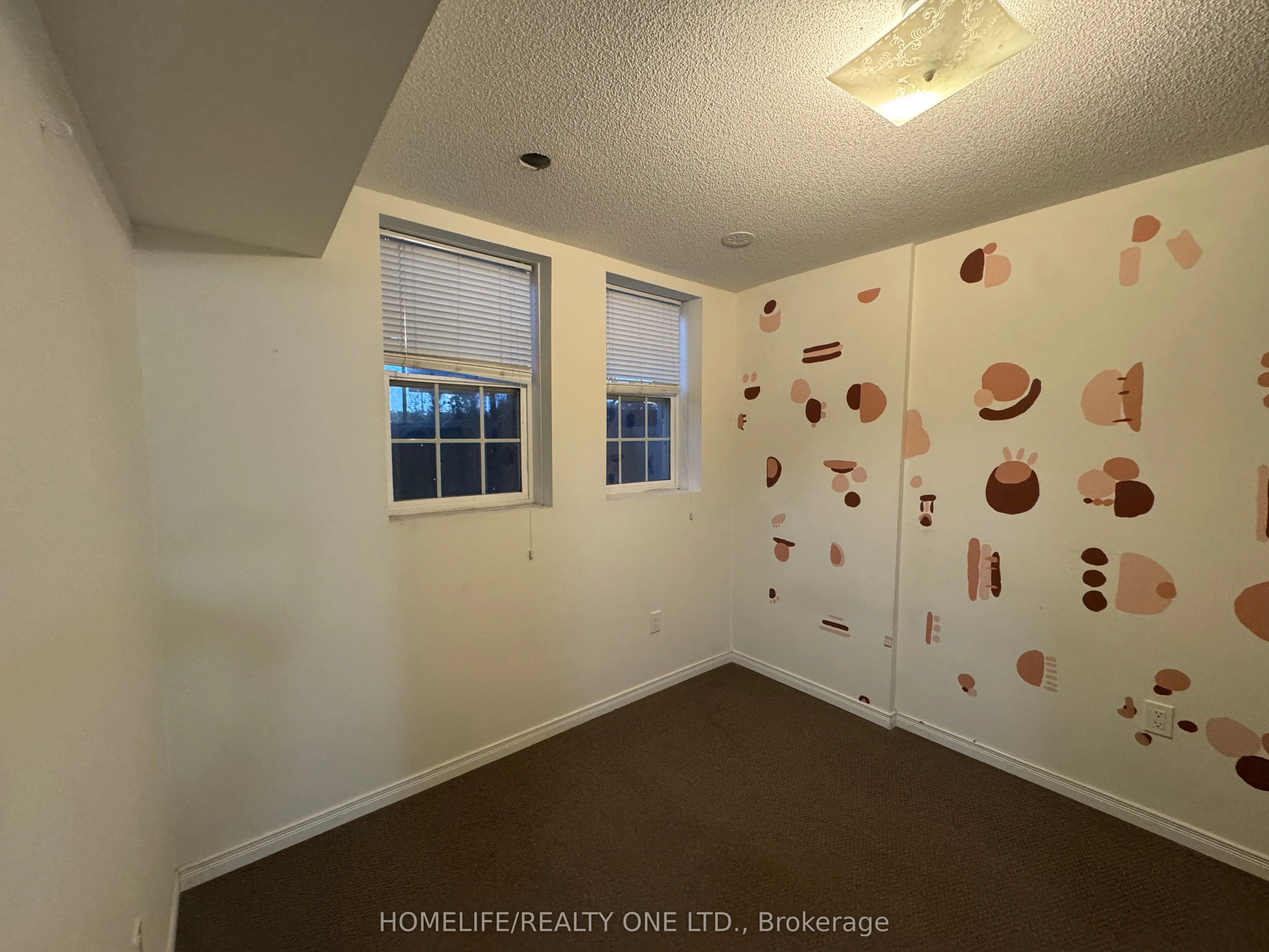29 Island Road, #15