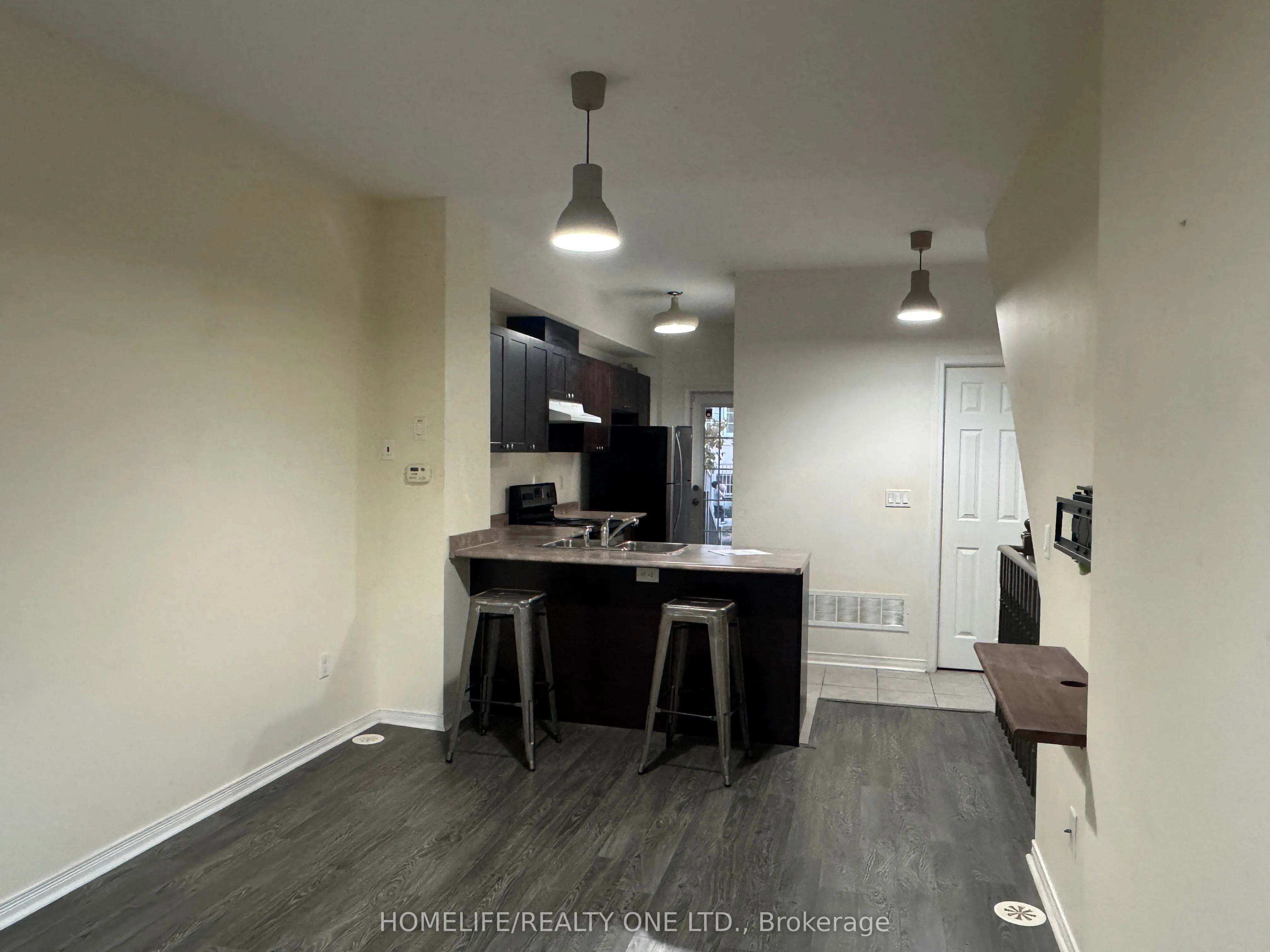 29 Island Road, #15