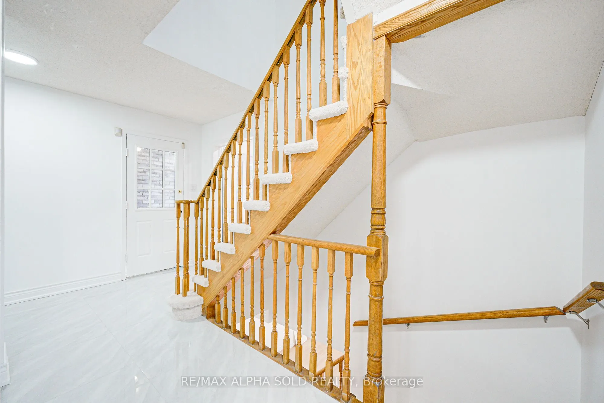 158 Ingleton Boulevard