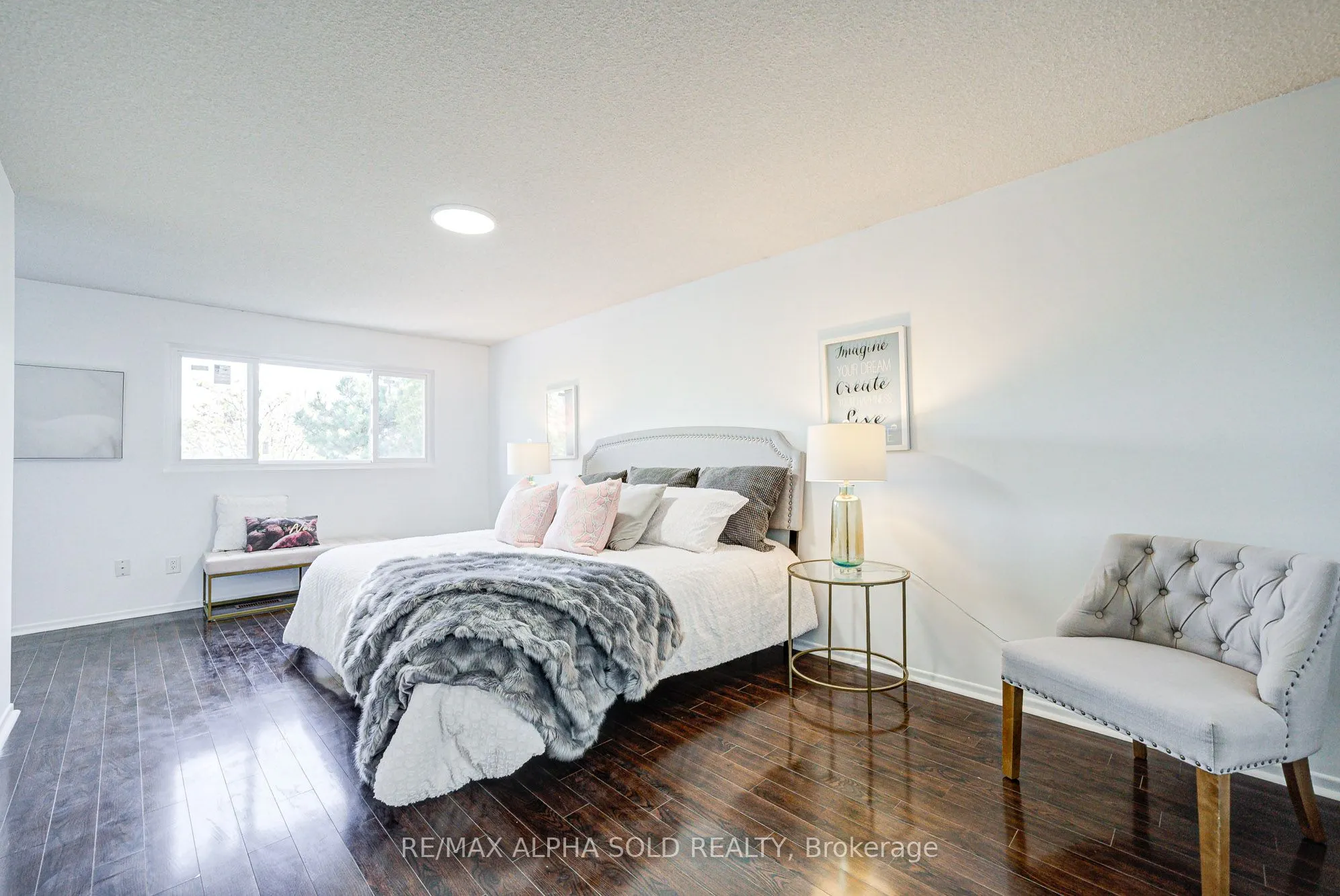 158 Ingleton Boulevard