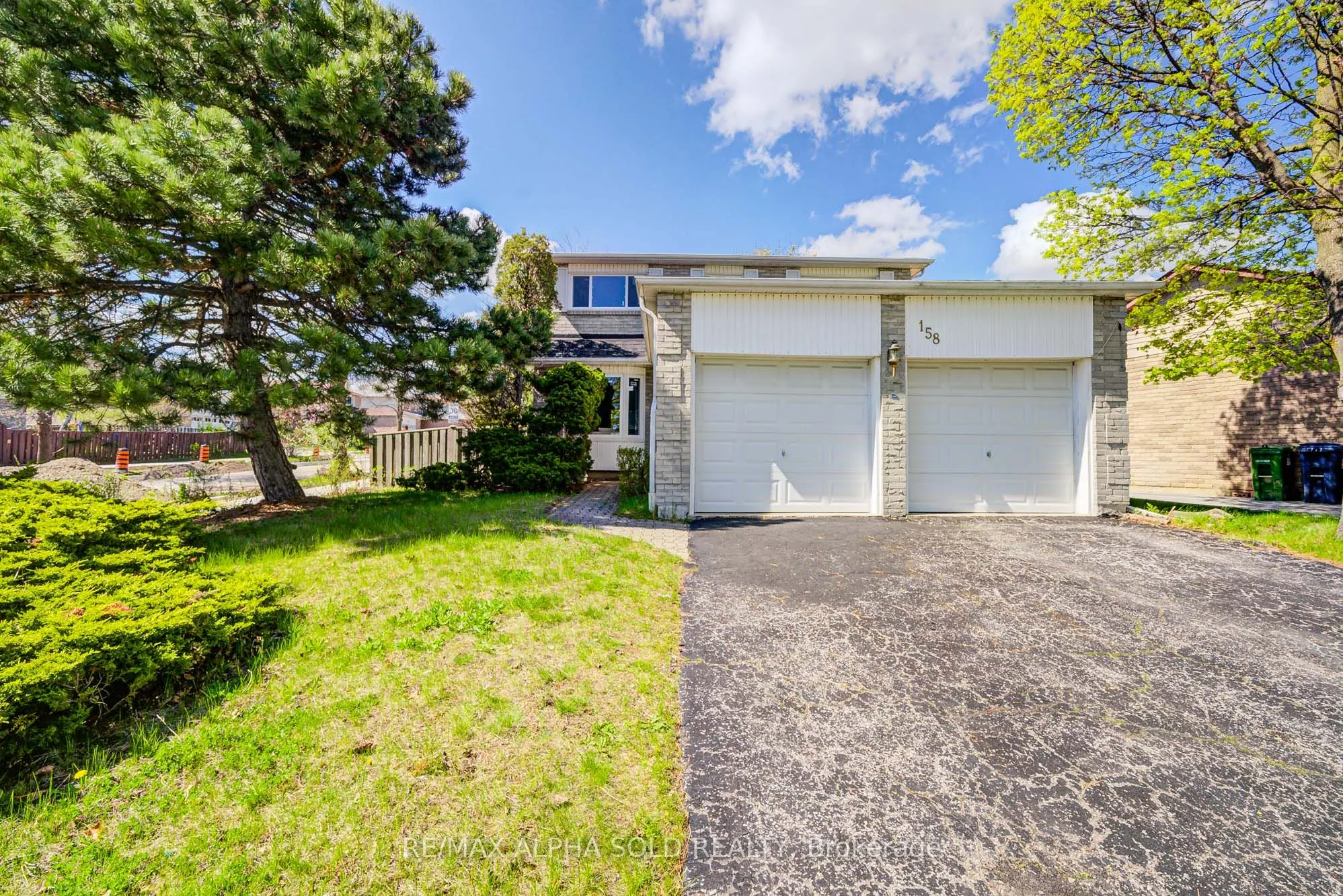 158 Ingleton Boulevard