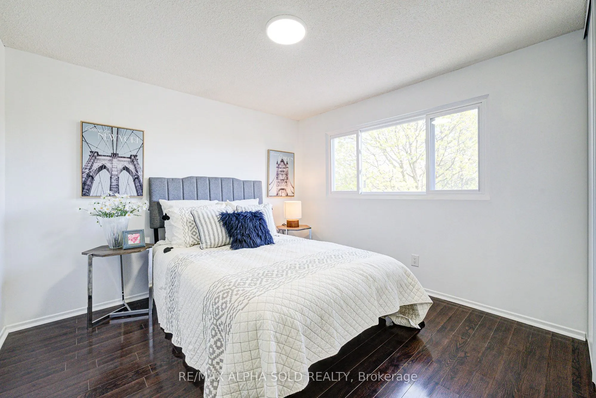 158 Ingleton Boulevard