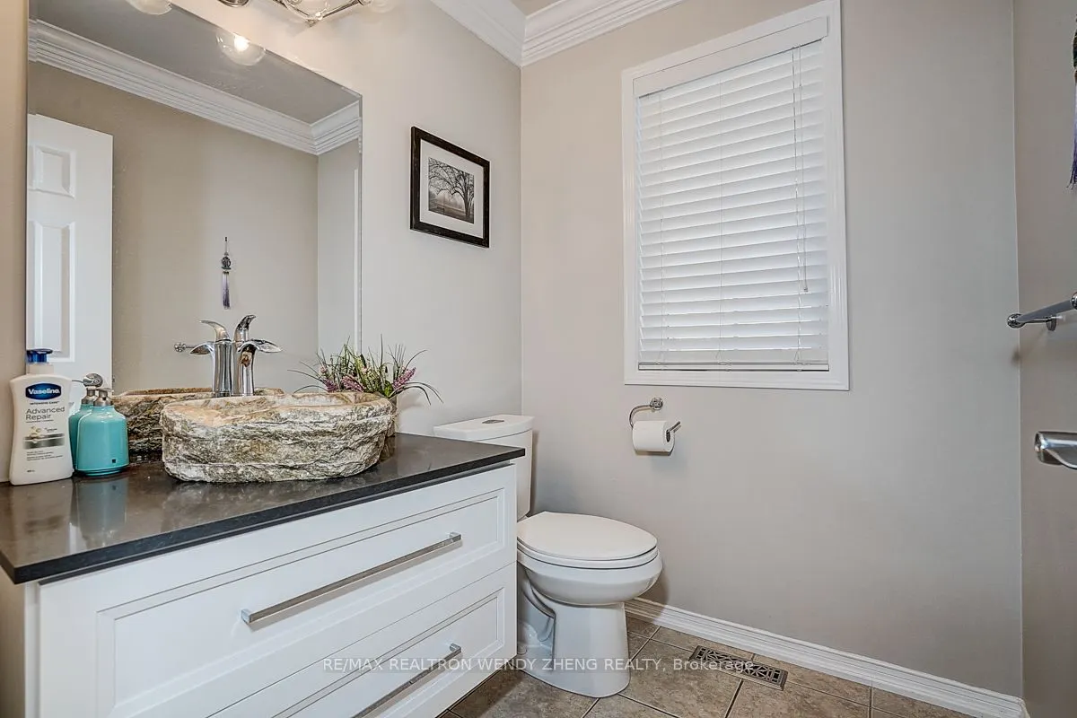 25 Neill Avenue
