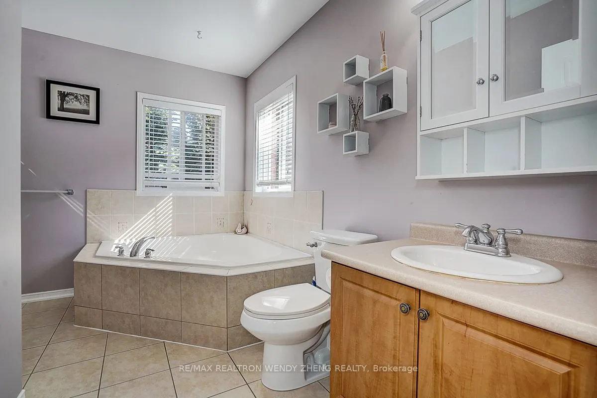 25 Neill Avenue