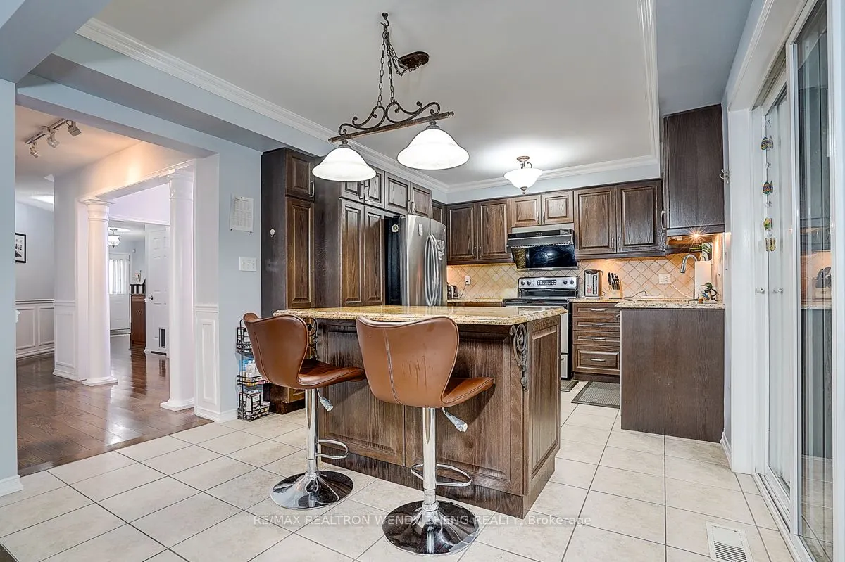 25 Neill Avenue