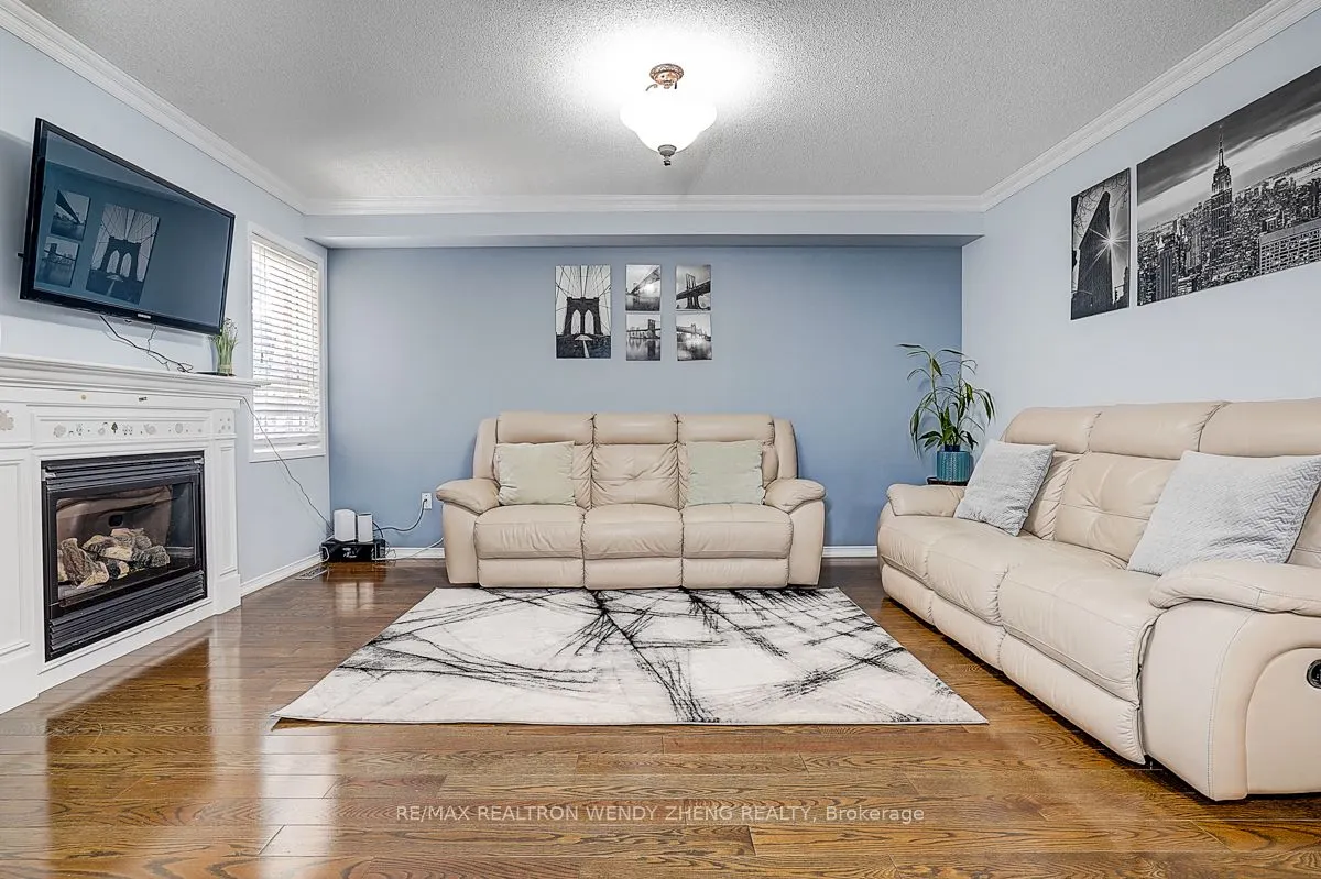 25 Neill Avenue