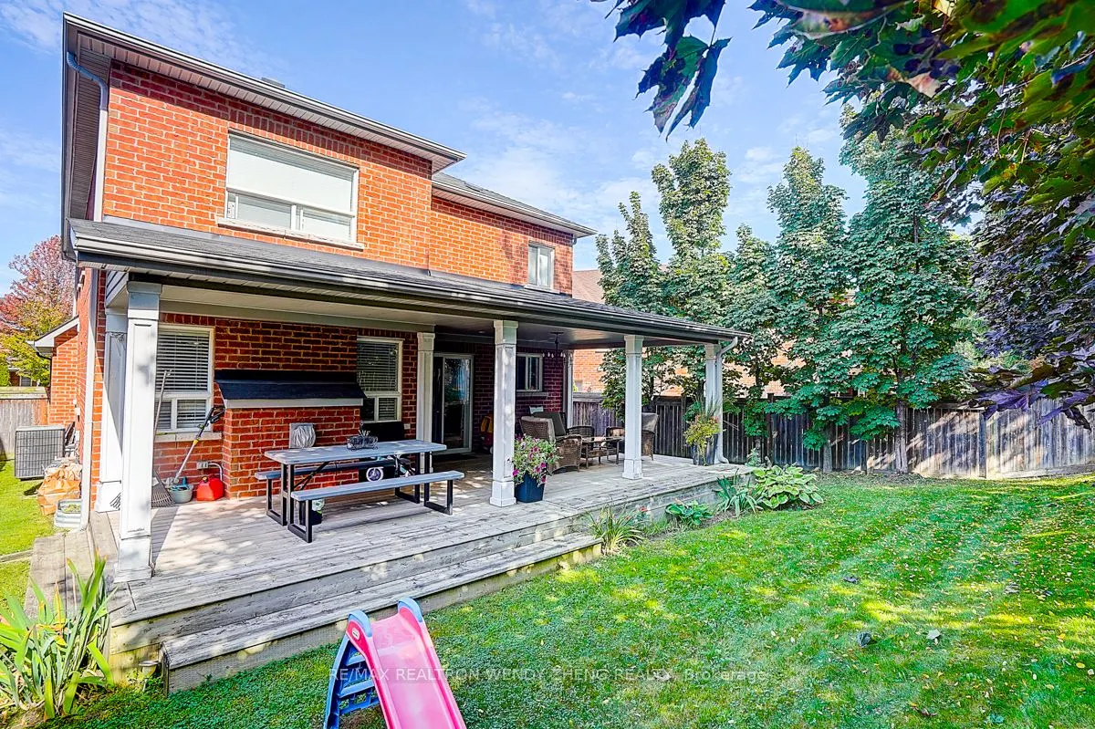 25 Neill Avenue