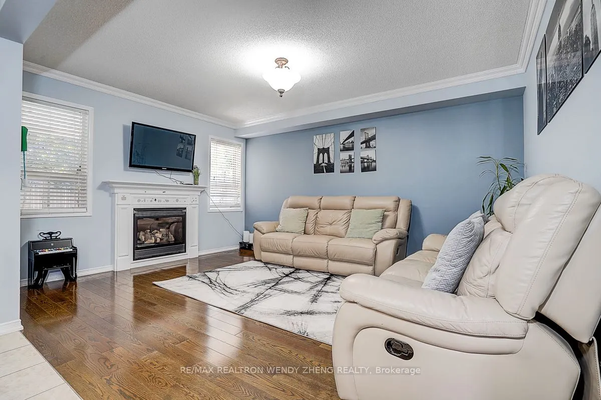 25 Neill Avenue