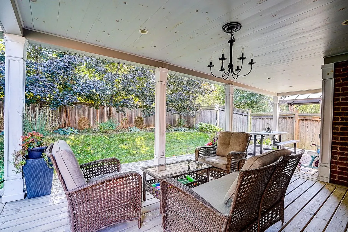25 Neill Avenue