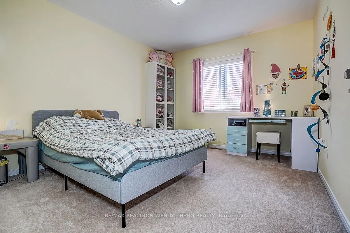 25 Neill Avenue