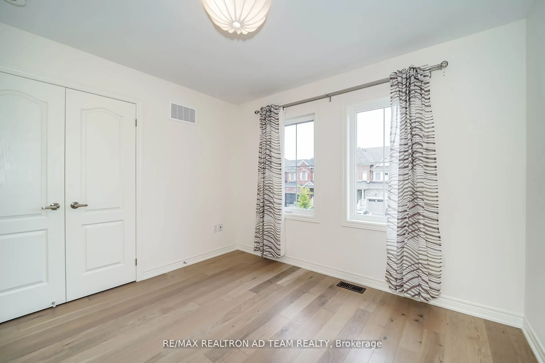 127 Courtney Street