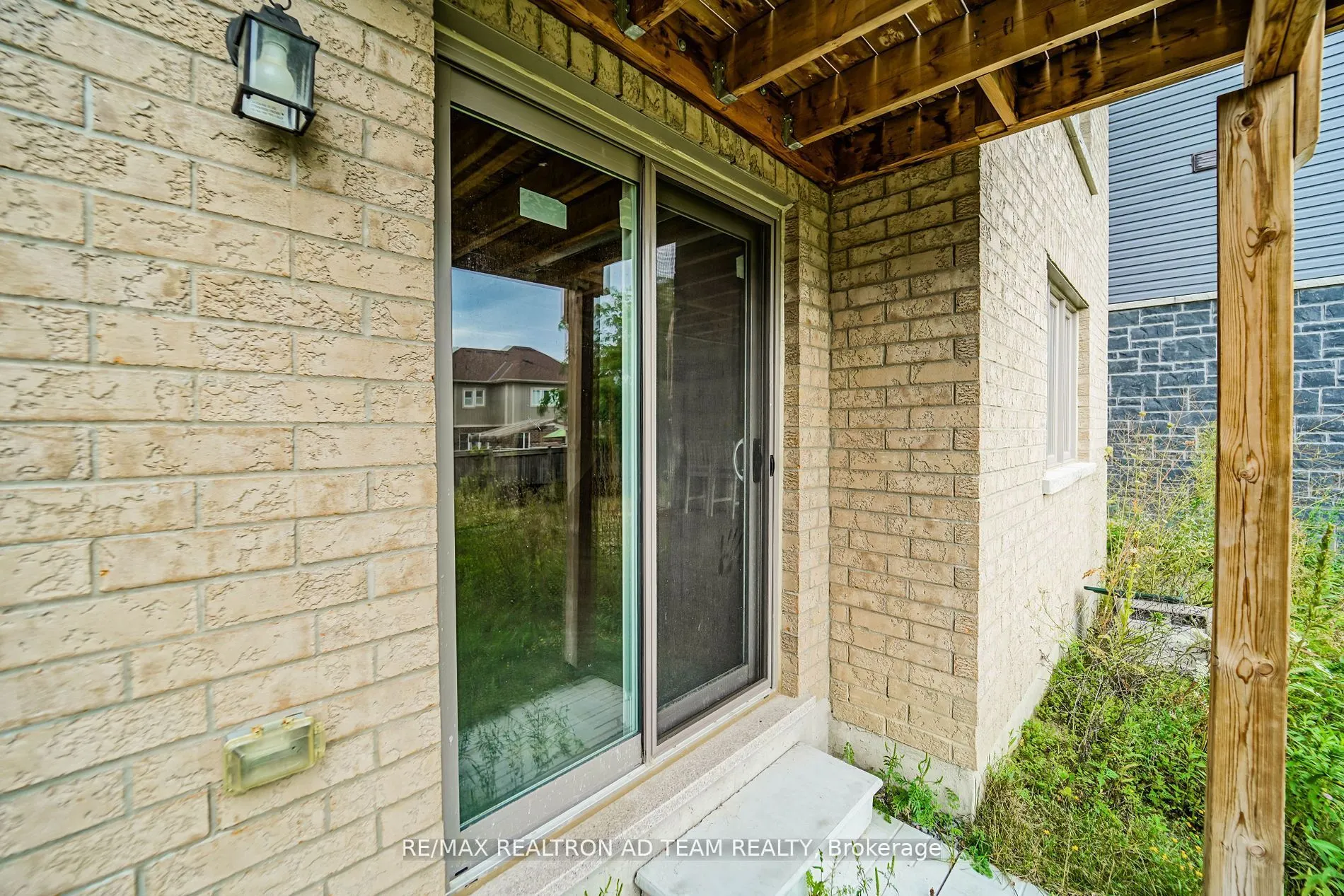 127 Courtney Street