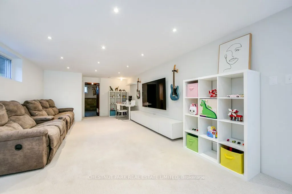 44 Brookridge Drive
