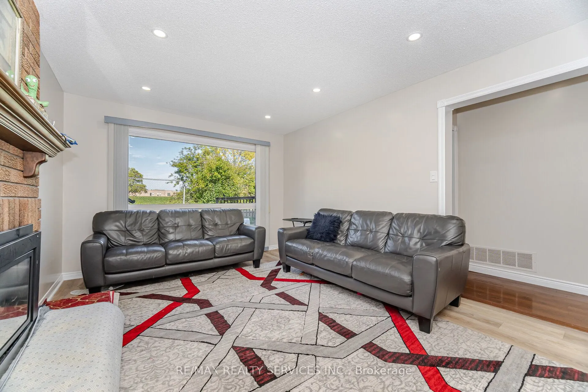 14 Milner Crescent
