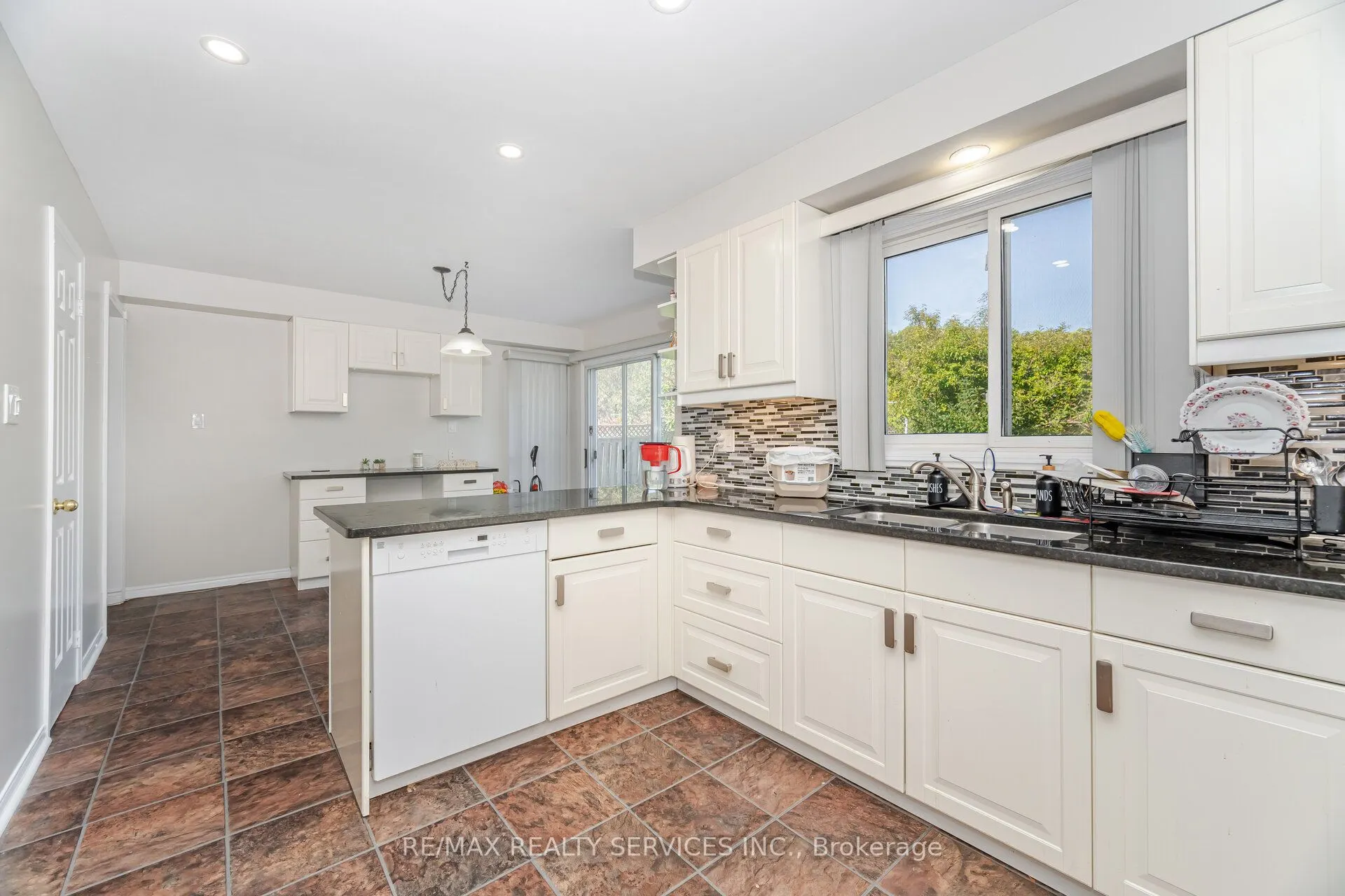 14 Milner Crescent