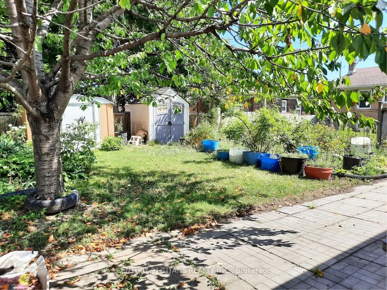 3 Saugeen Crescent