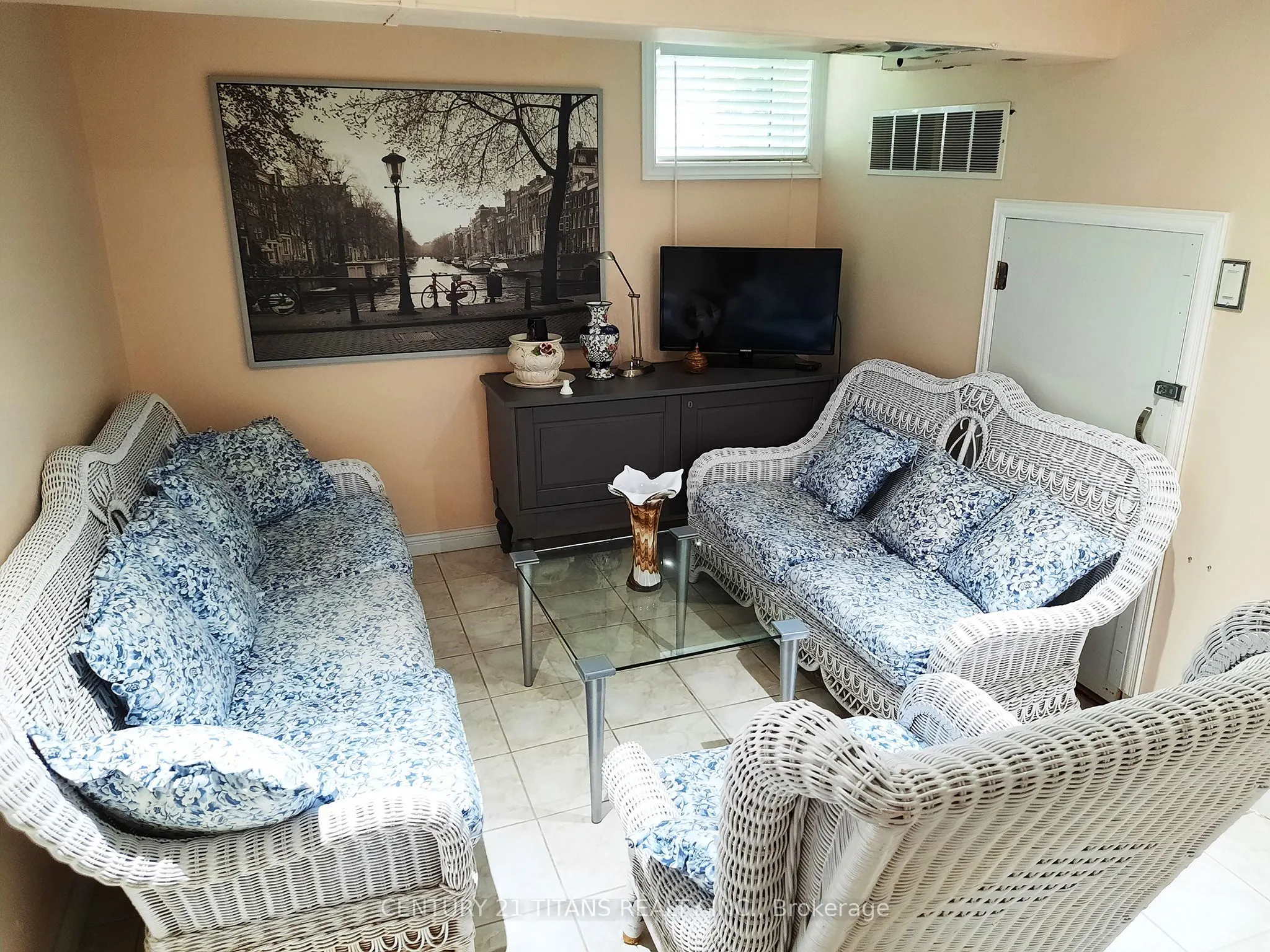 3 Saugeen Crescent