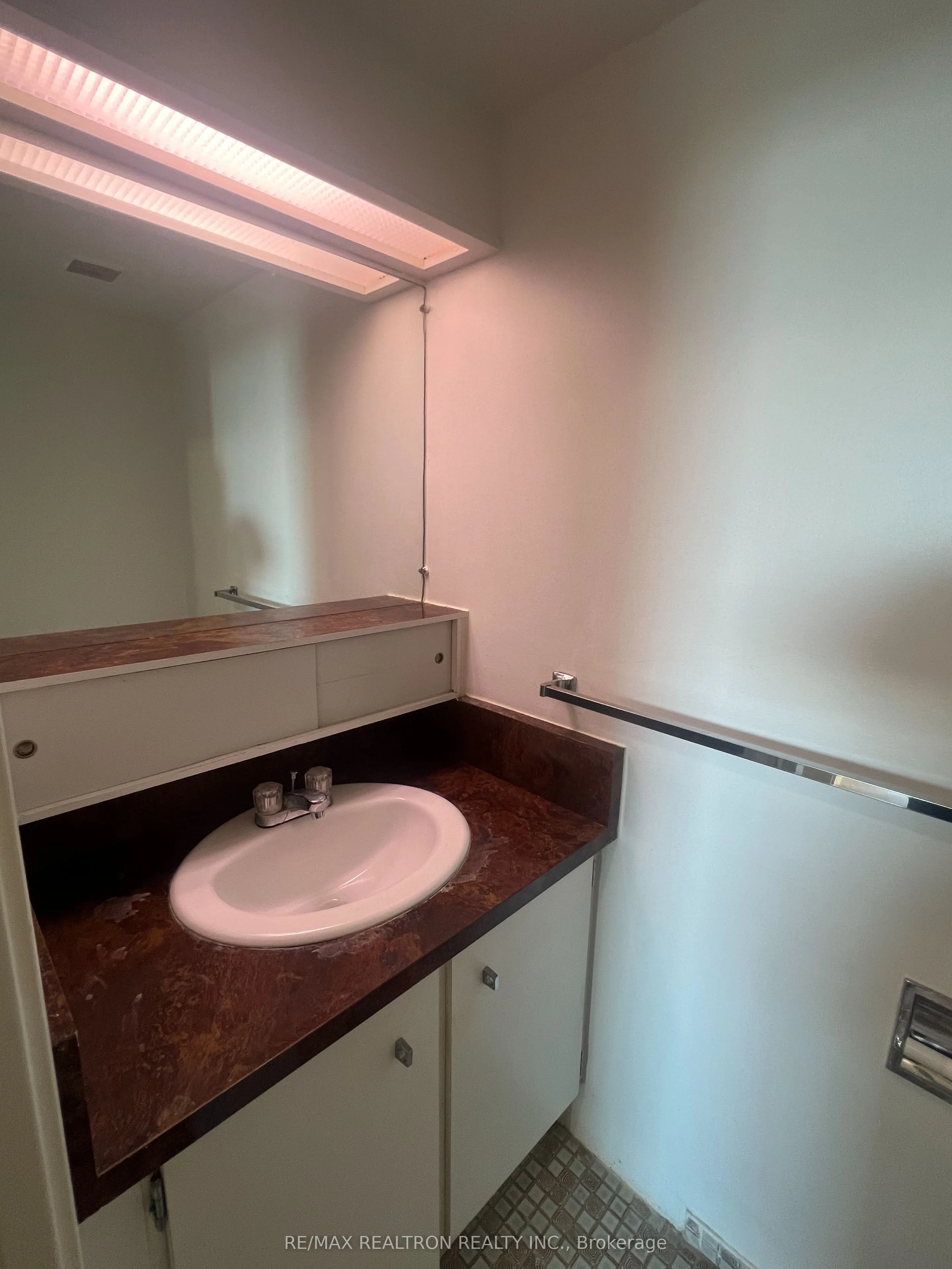 2365 Kennedy Road, #408