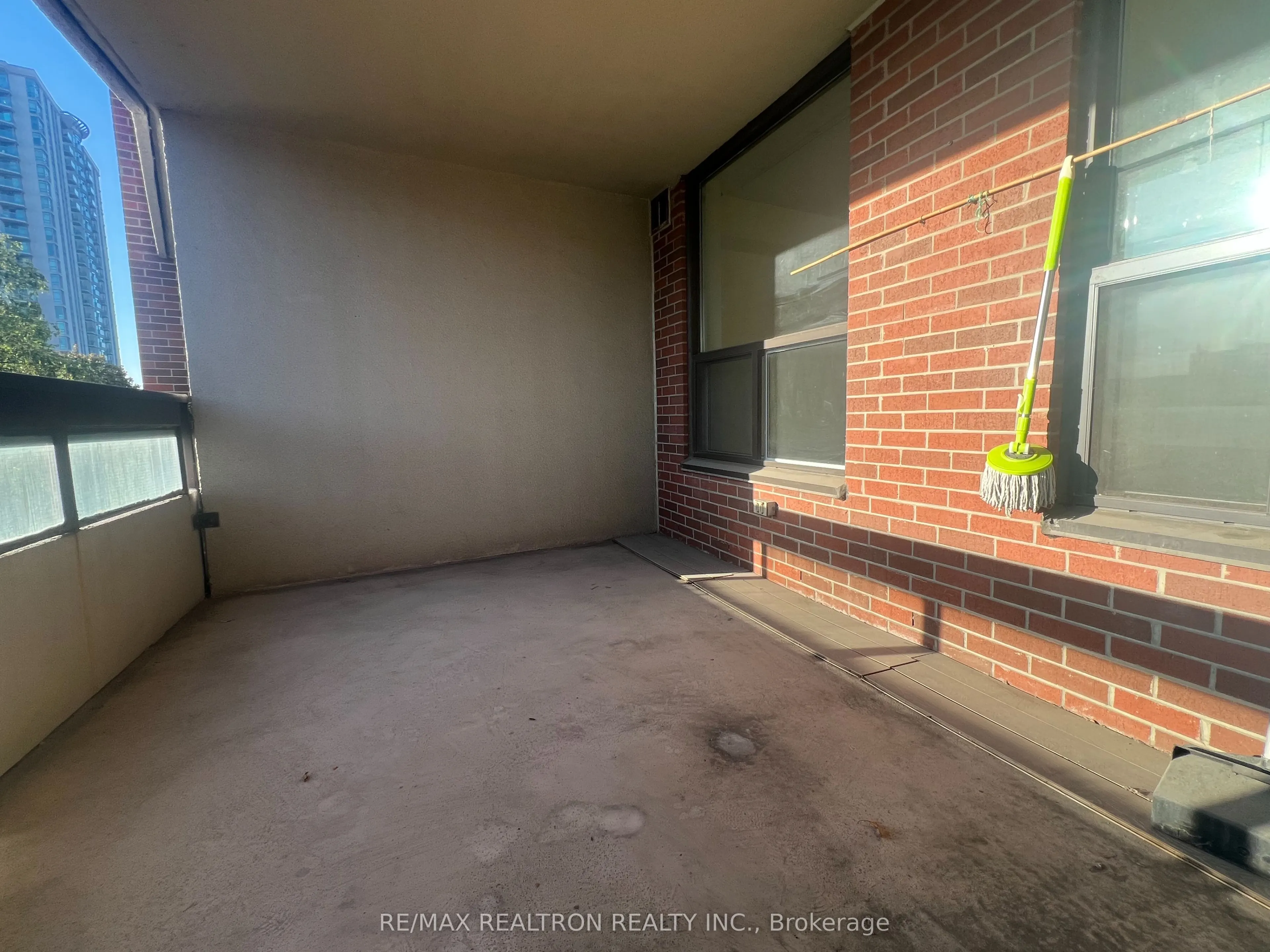 2365 Kennedy Road, #408