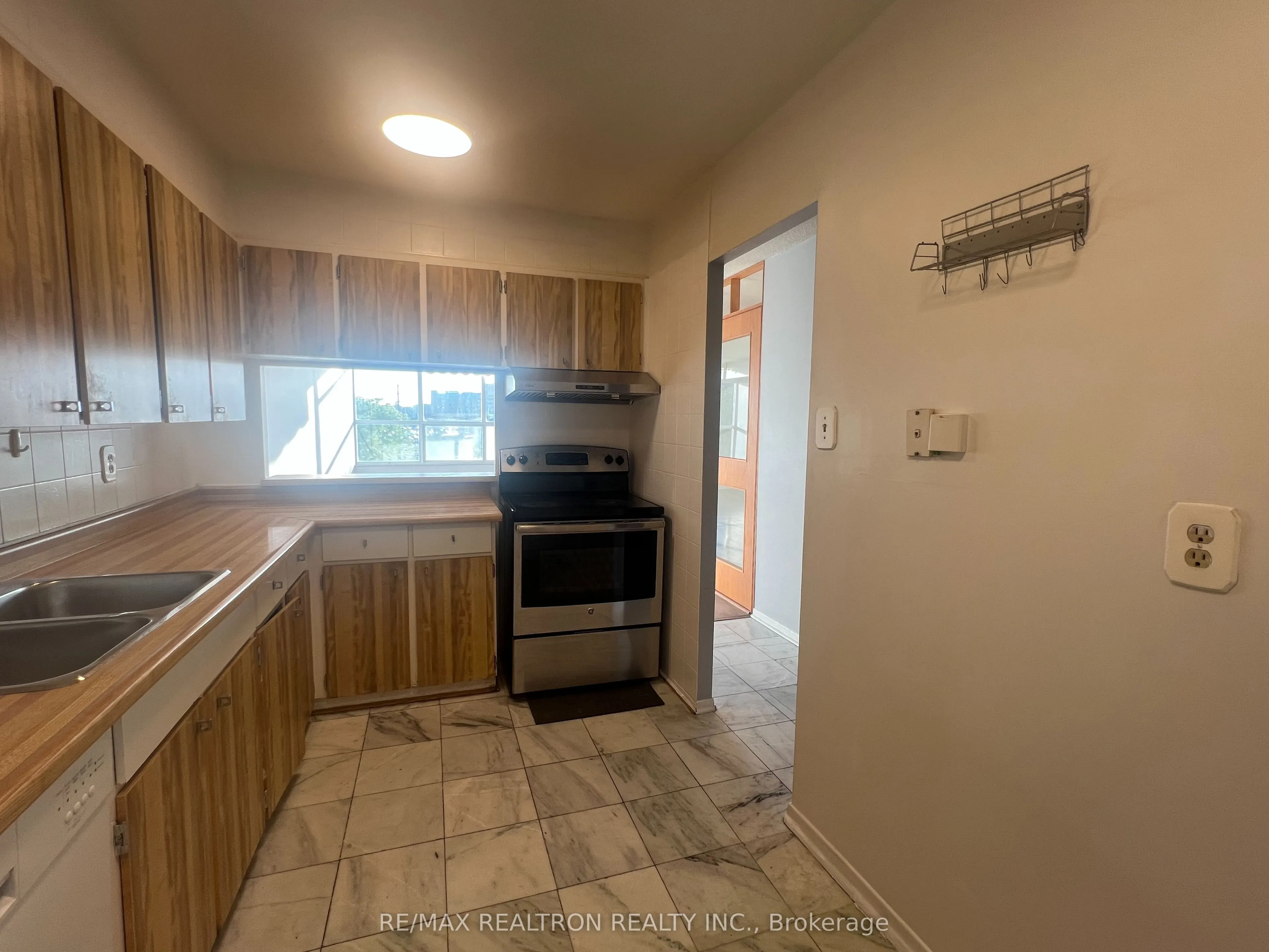 2365 Kennedy Road, #408