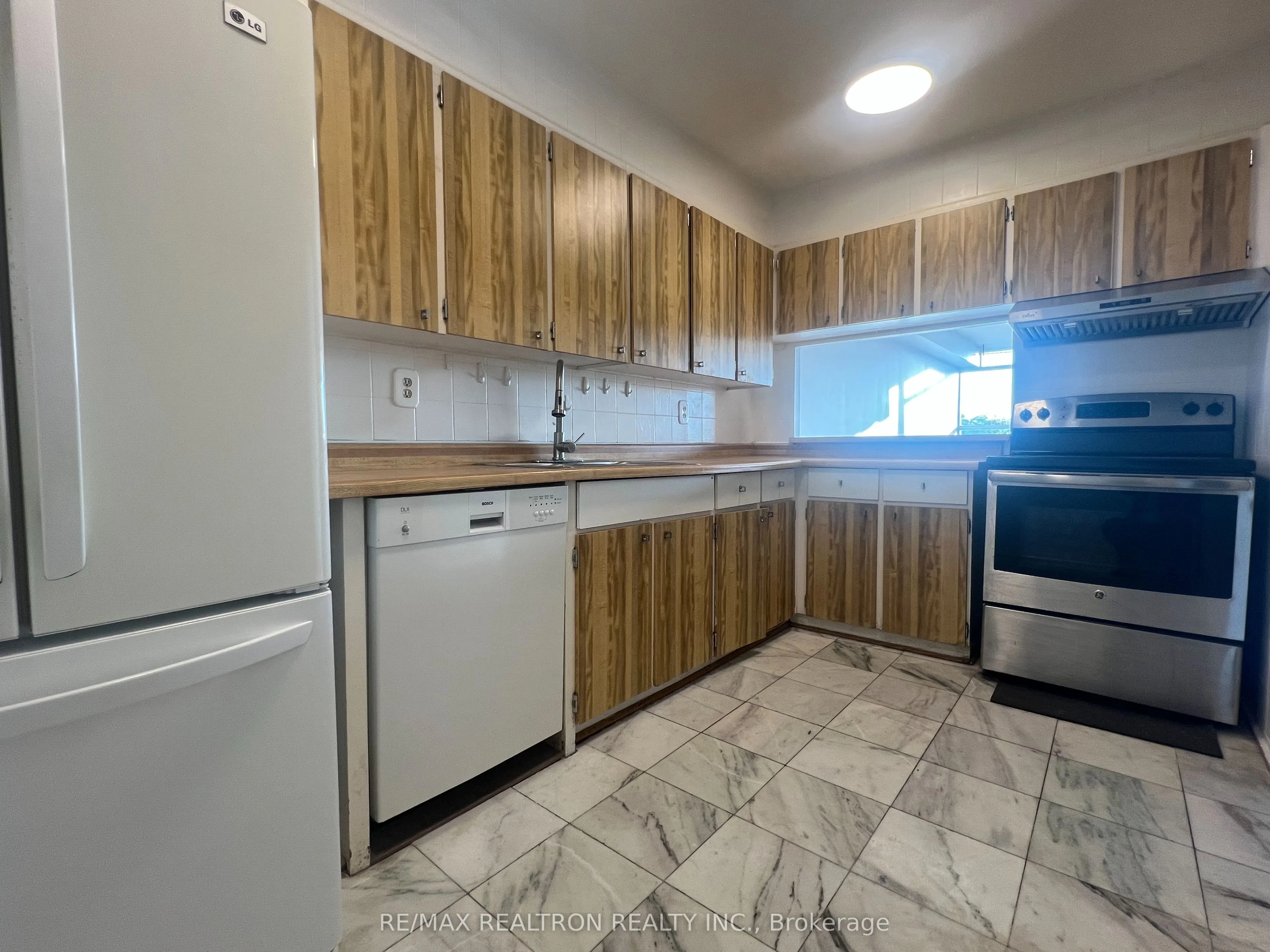 2365 Kennedy Road, #408