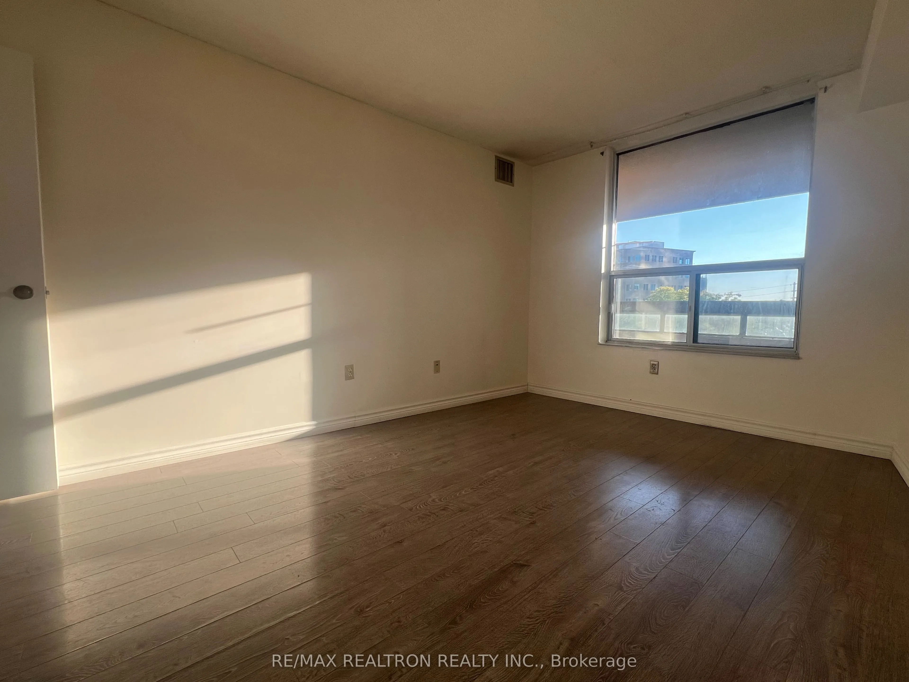 2365 Kennedy Road, #408
