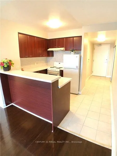 38 Lee Centre Drive, #3015