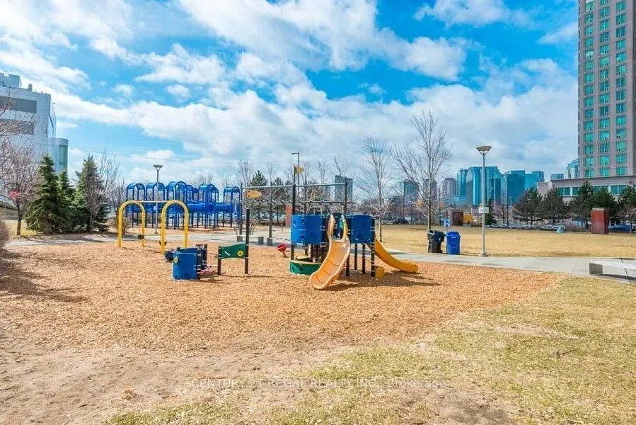 38 Lee Centre Drive, #3015