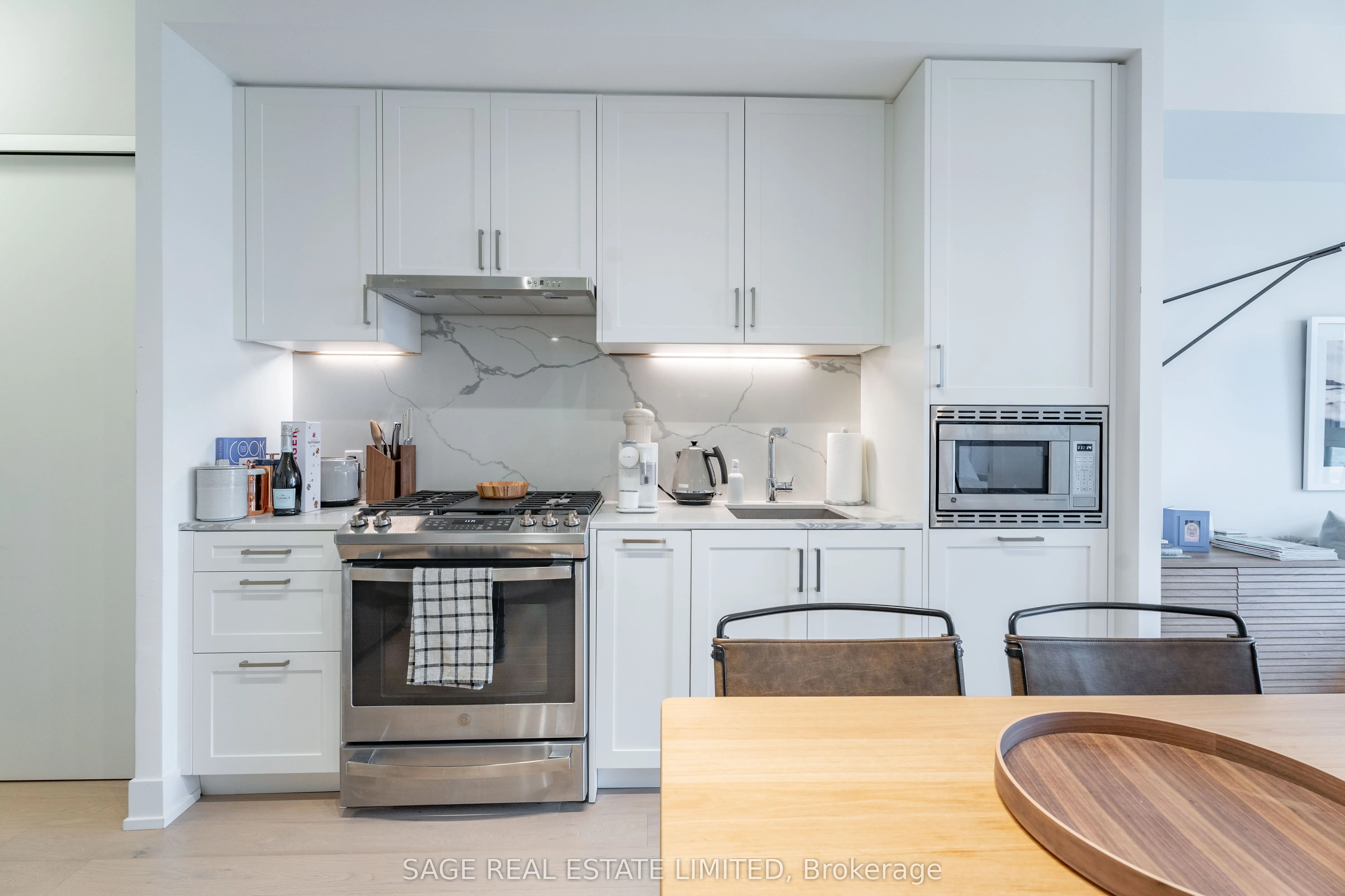 1331 Queen Street E, #404