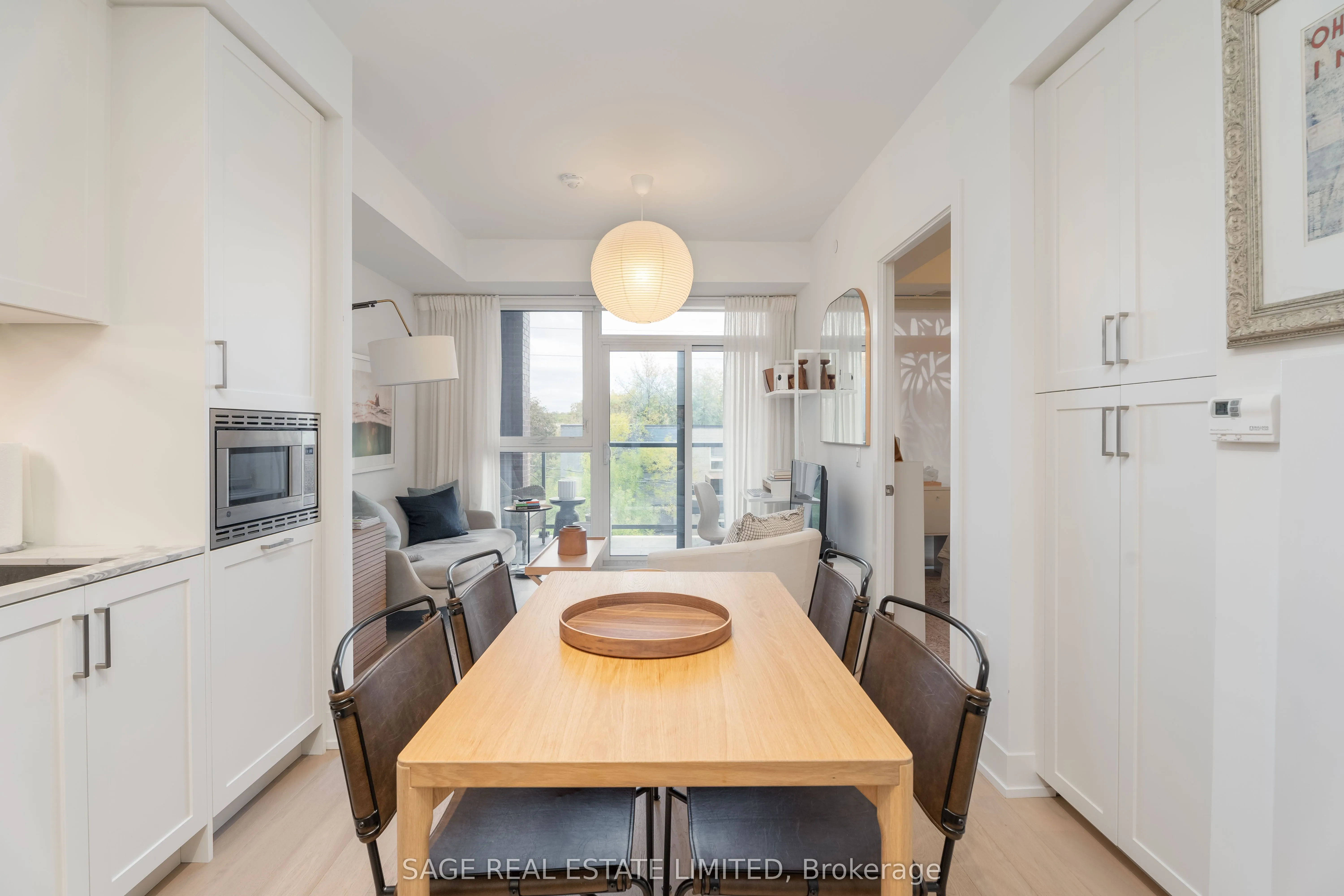1331 Queen Street E, #404