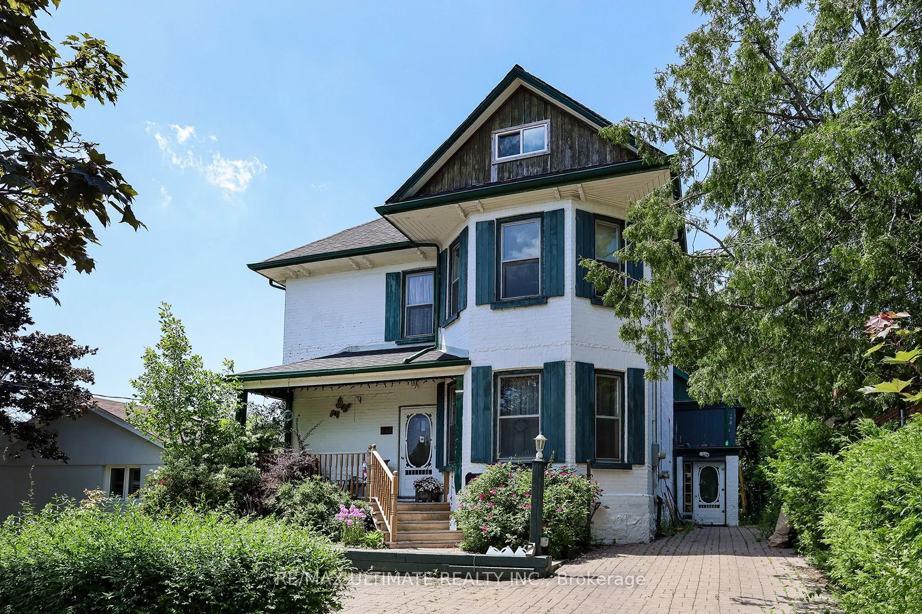 544 Bellamy Road N
