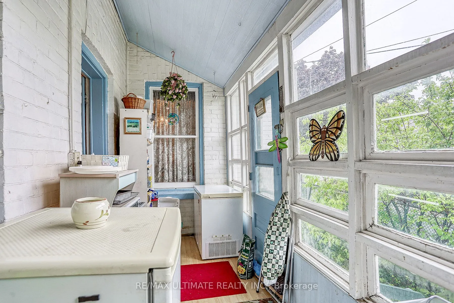 544 Bellamy Road N