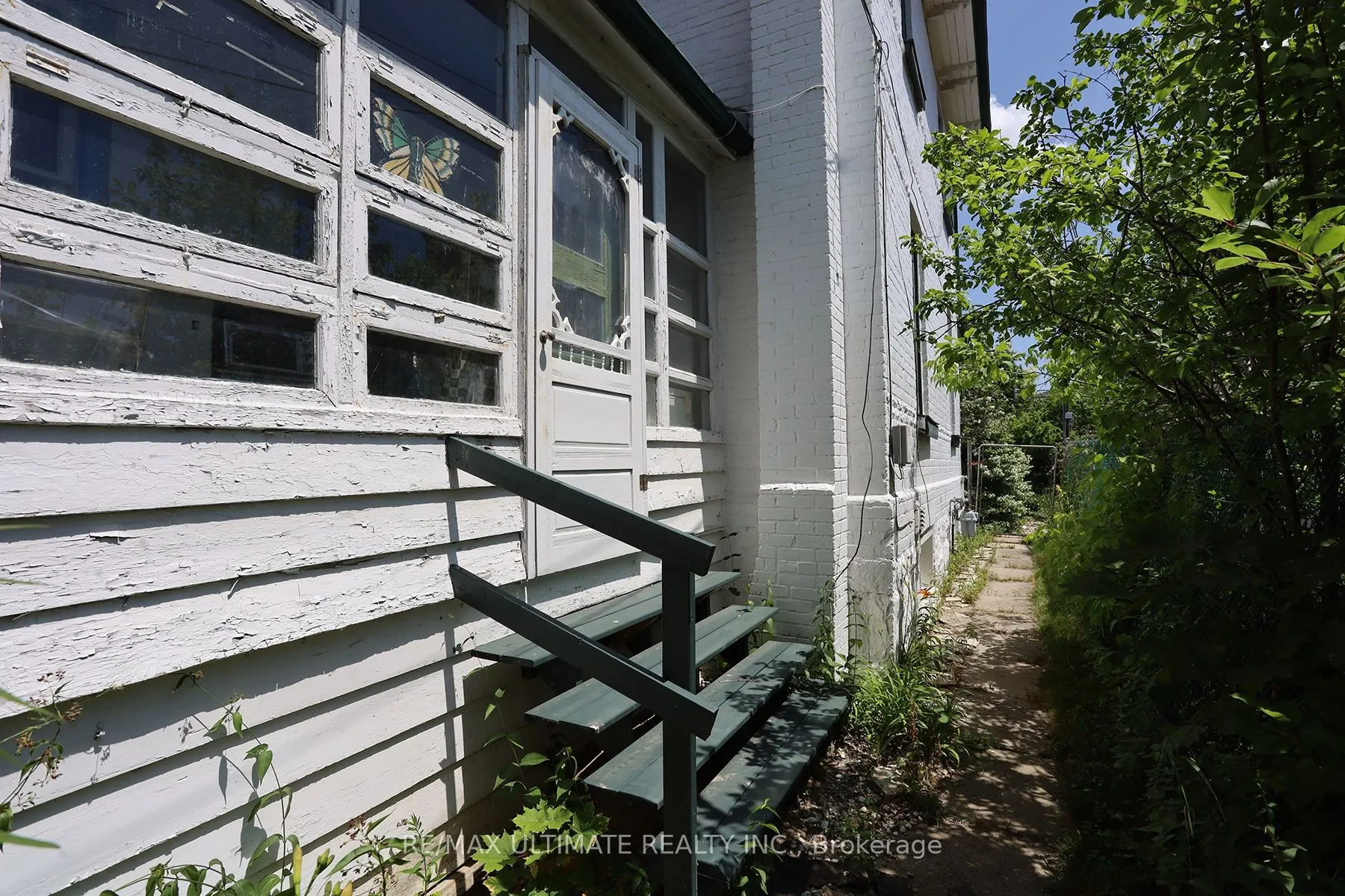 544 Bellamy Road N