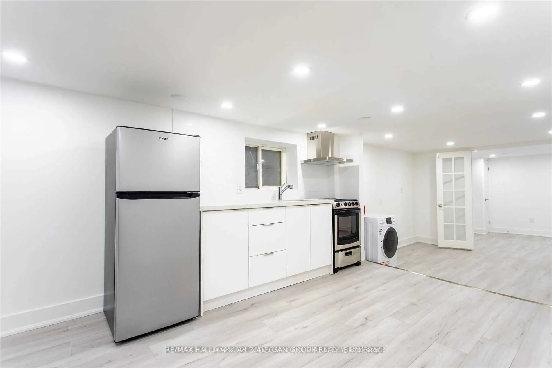 138 Booth Avenue, #Lowe Fl