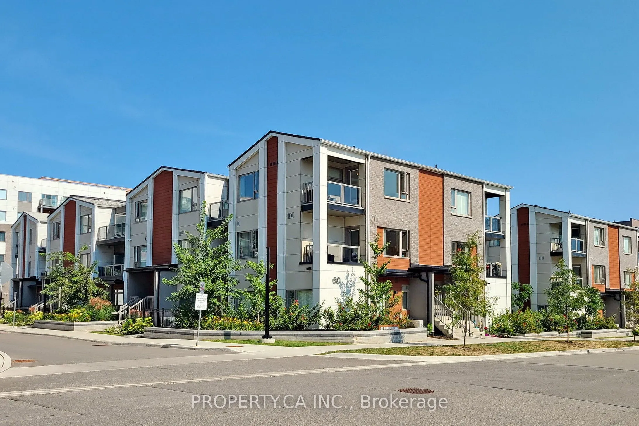 60 Orchid Place, #TH-2
