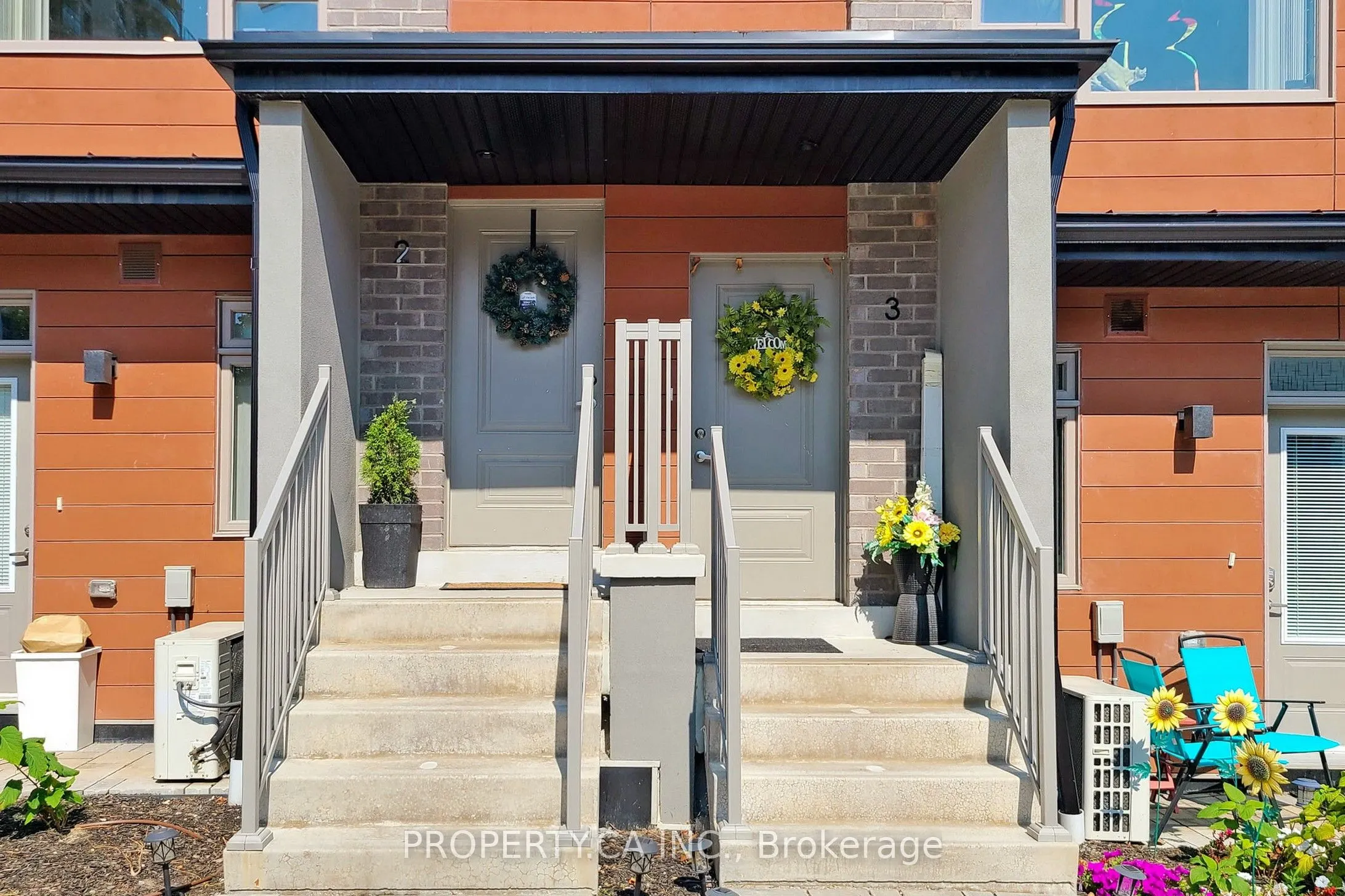60 Orchid Place, #TH-2