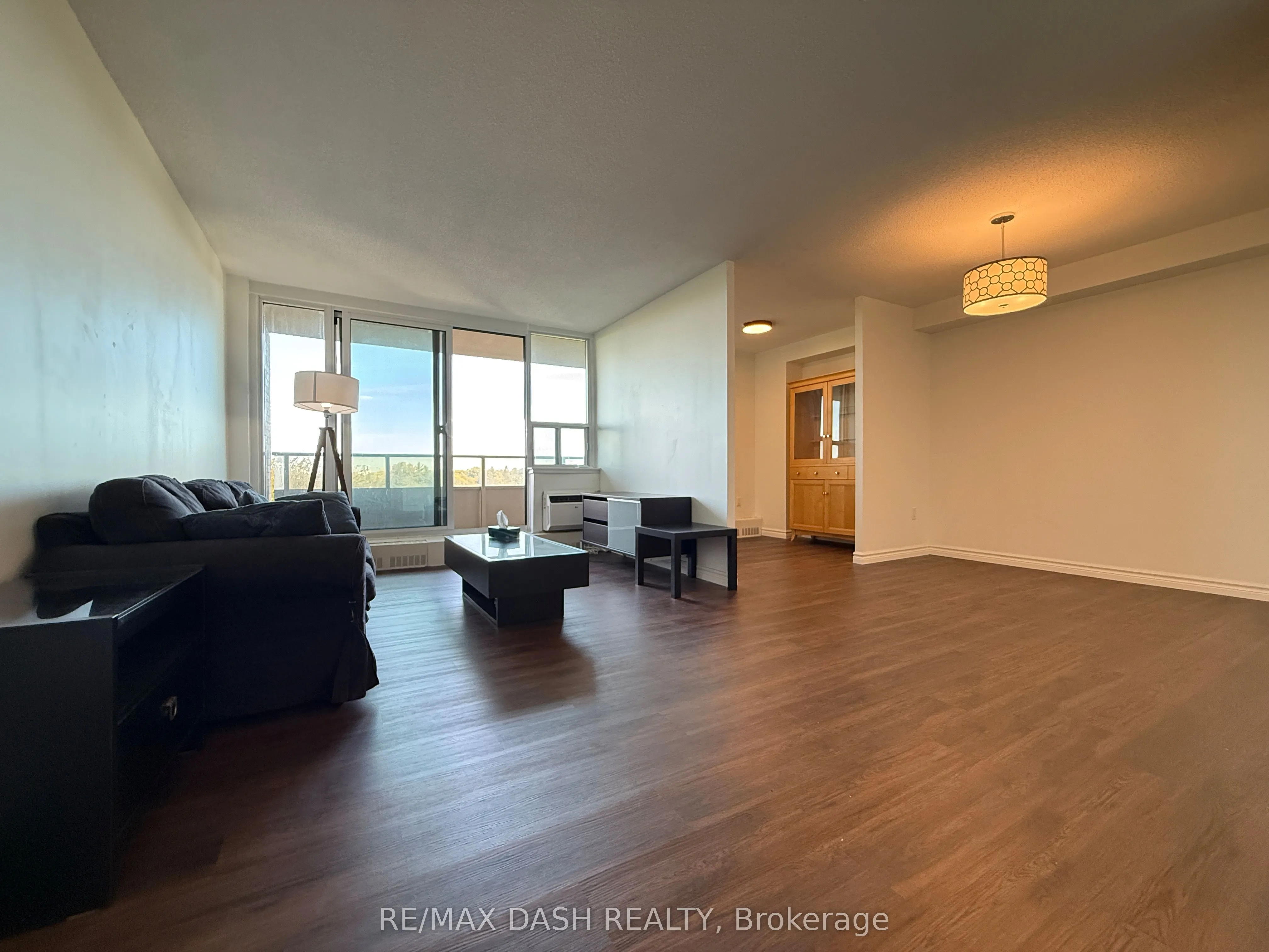 15 Torrance Road, #611